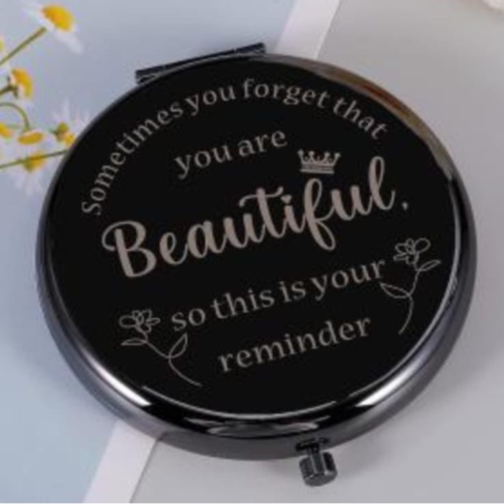 Mirror Compact makeup bag accessory beauty